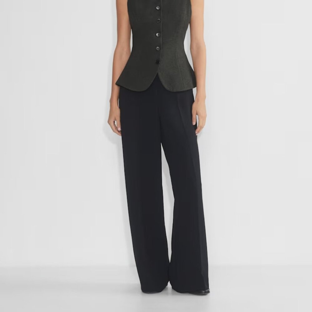 NWT Aritzia The Limitless Pant Wider - Crepette Black 6